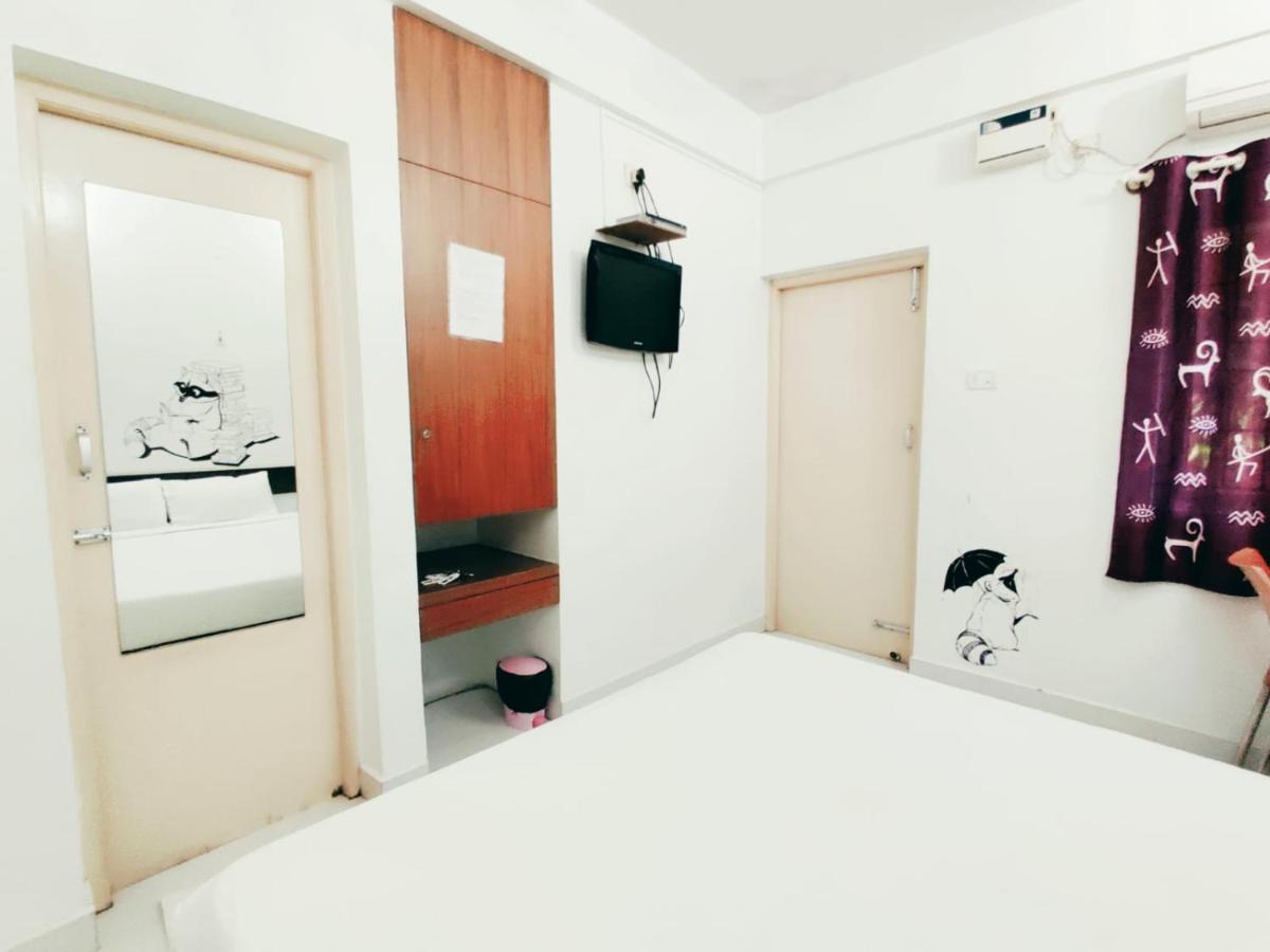 Raccoon Rooms ไมซอร์ ภายนอก รูปภาพ
